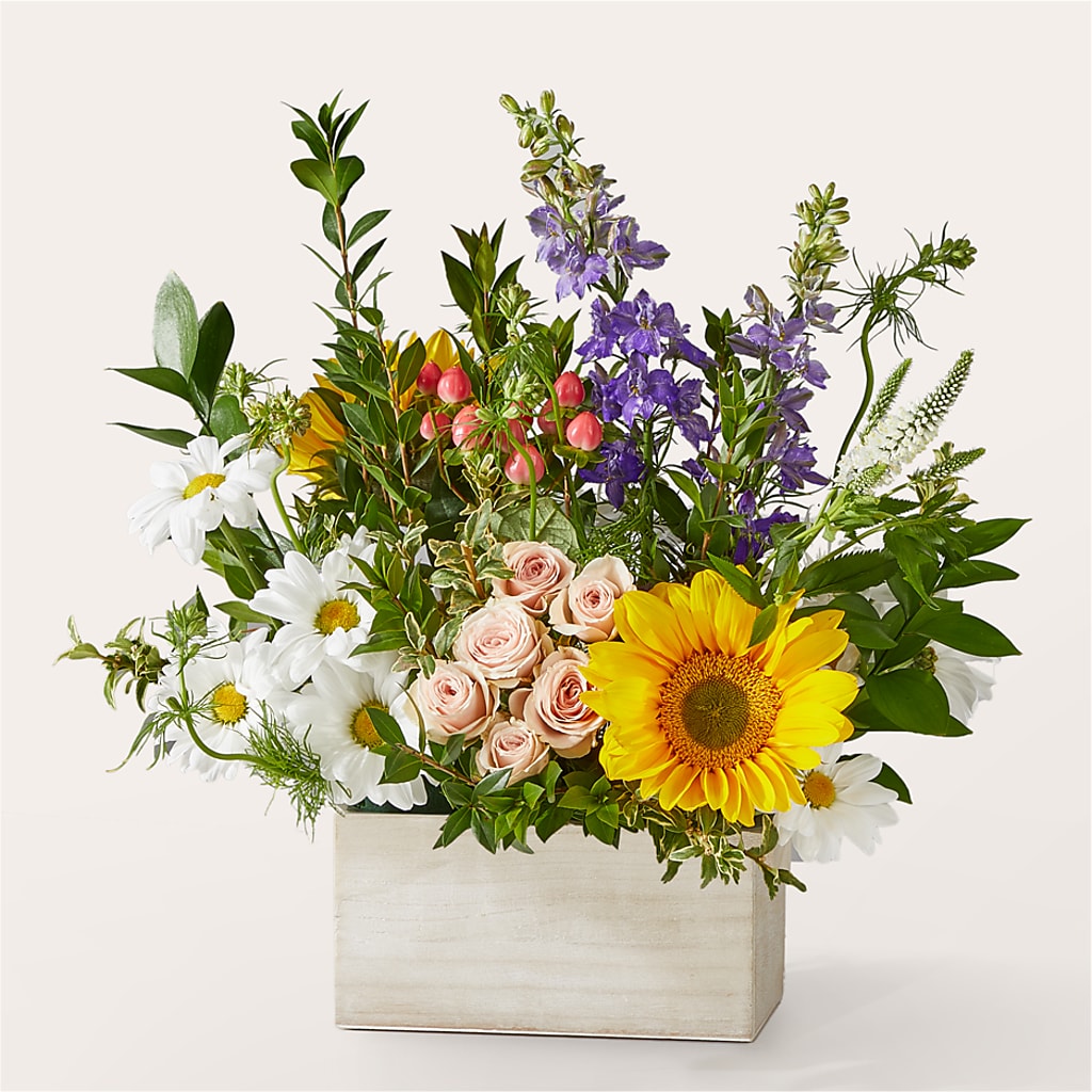 The Good Life Bouquet – POTRATZ FLORAL SHOP & GREENHOUSES, Erie PA