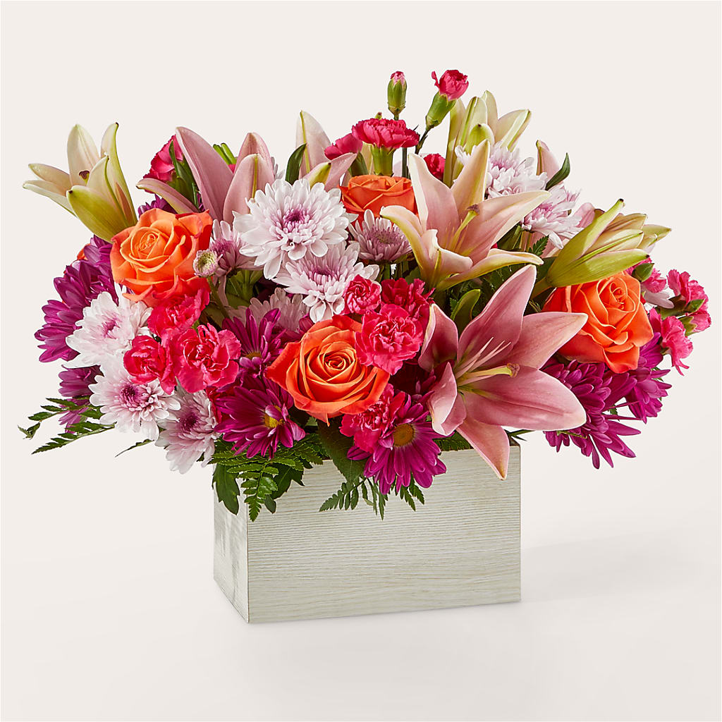 Light of My Life Box Bouquet – POTRATZ FLORAL SHOP & GREENHOUSES, Erie PA