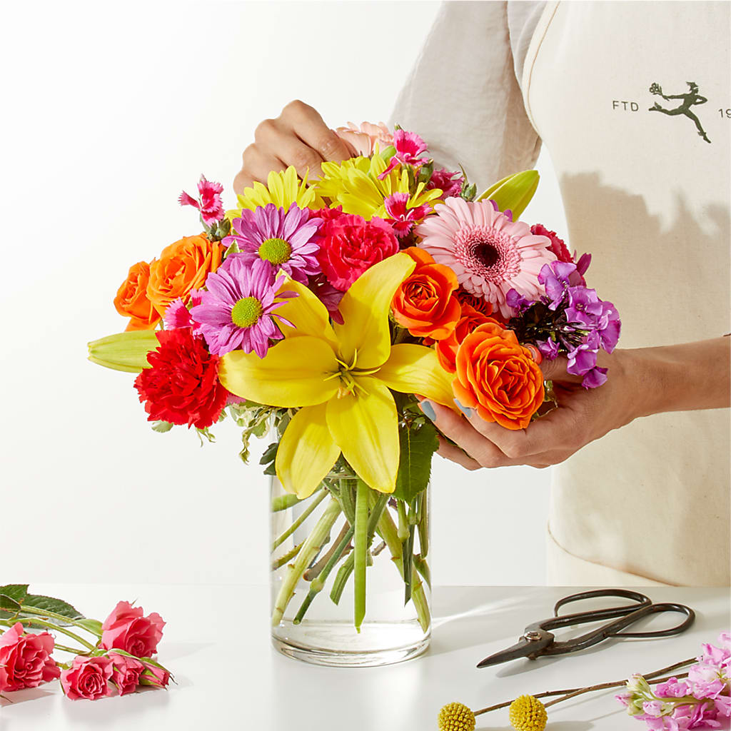 Cue the Confetti - A Florist Original – POTRATZ FLORAL SHOP & GREENHOUSES, Erie PA