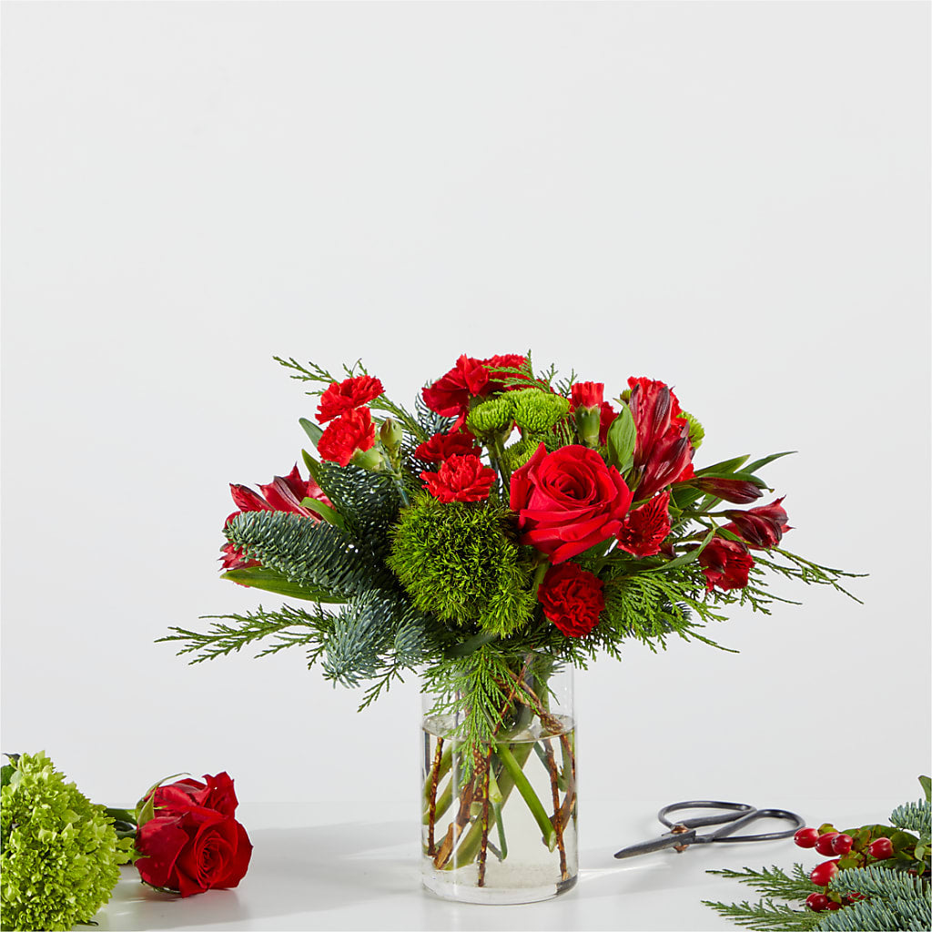 Merry Moment Bouquet – A Florist Original – POTRATZ FLORAL SHOP & GREENHOUSES, Erie PA