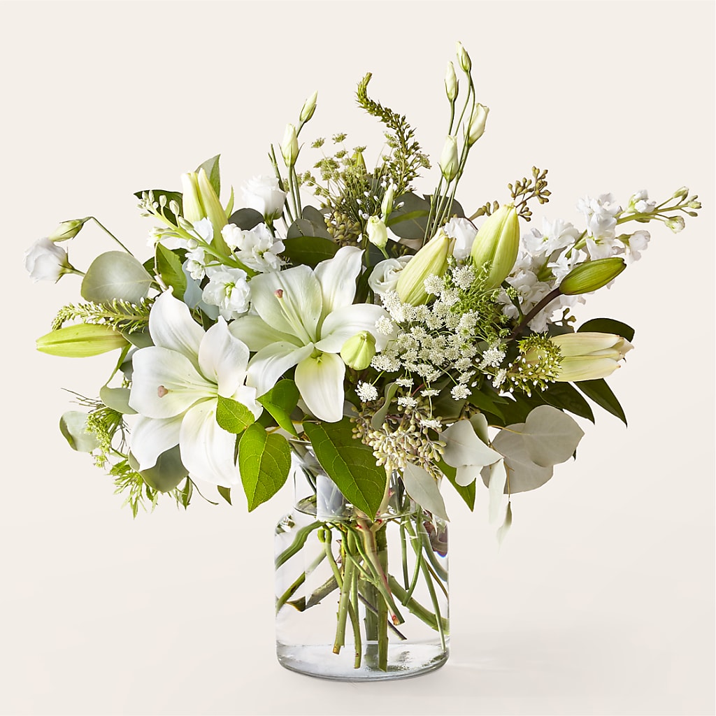 Alluring Elegance Bouquet – POTRATZ FLORAL SHOP & GREENHOUSES, Erie PA