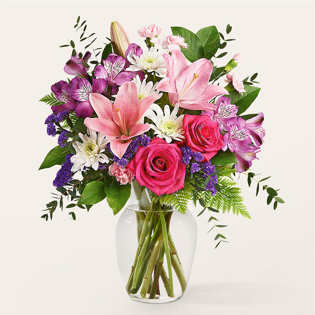 Lace & Pearls Bouquet – POTRATZ FLORAL SHOP & GREENHOUSES, Erie PA