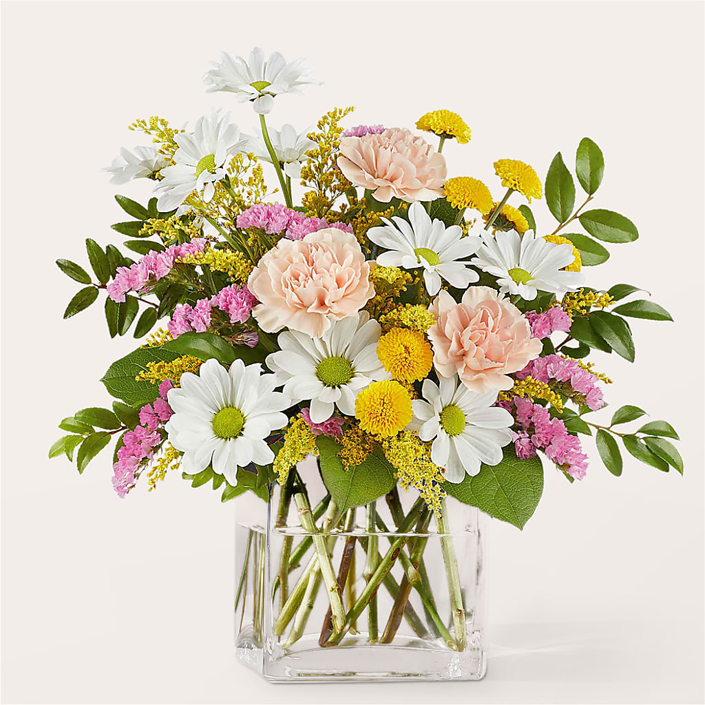 Country Cottage Bouquet – POTRATZ FLORAL SHOP & GREENHOUSES, Erie PA