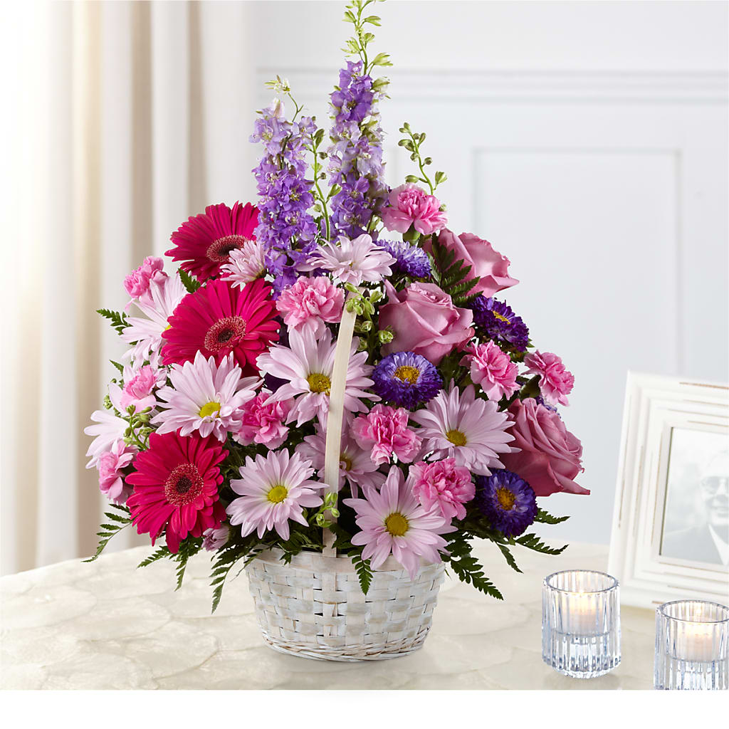Pastel Peace Basket – POTRATZ FLORAL SHOP & GREENHOUSES, Erie PA