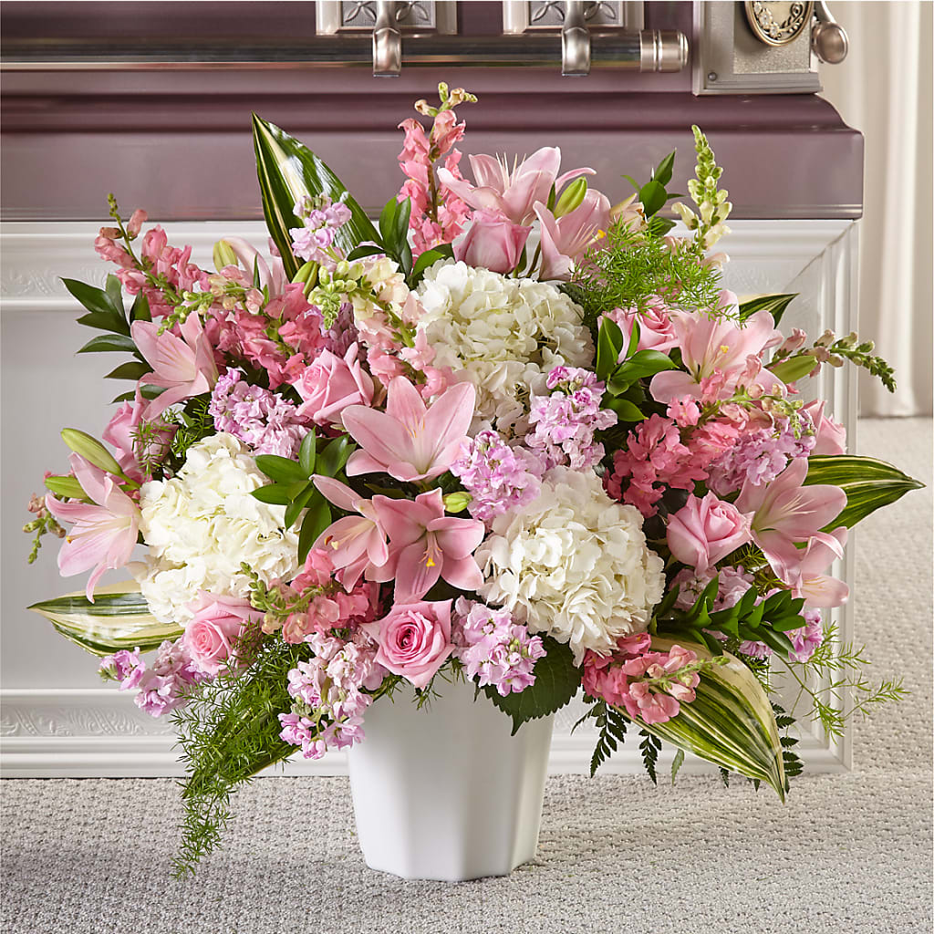 Simply Serene Floor Basket – POTRATZ FLORAL SHOP & GREENHOUSES, Erie PA