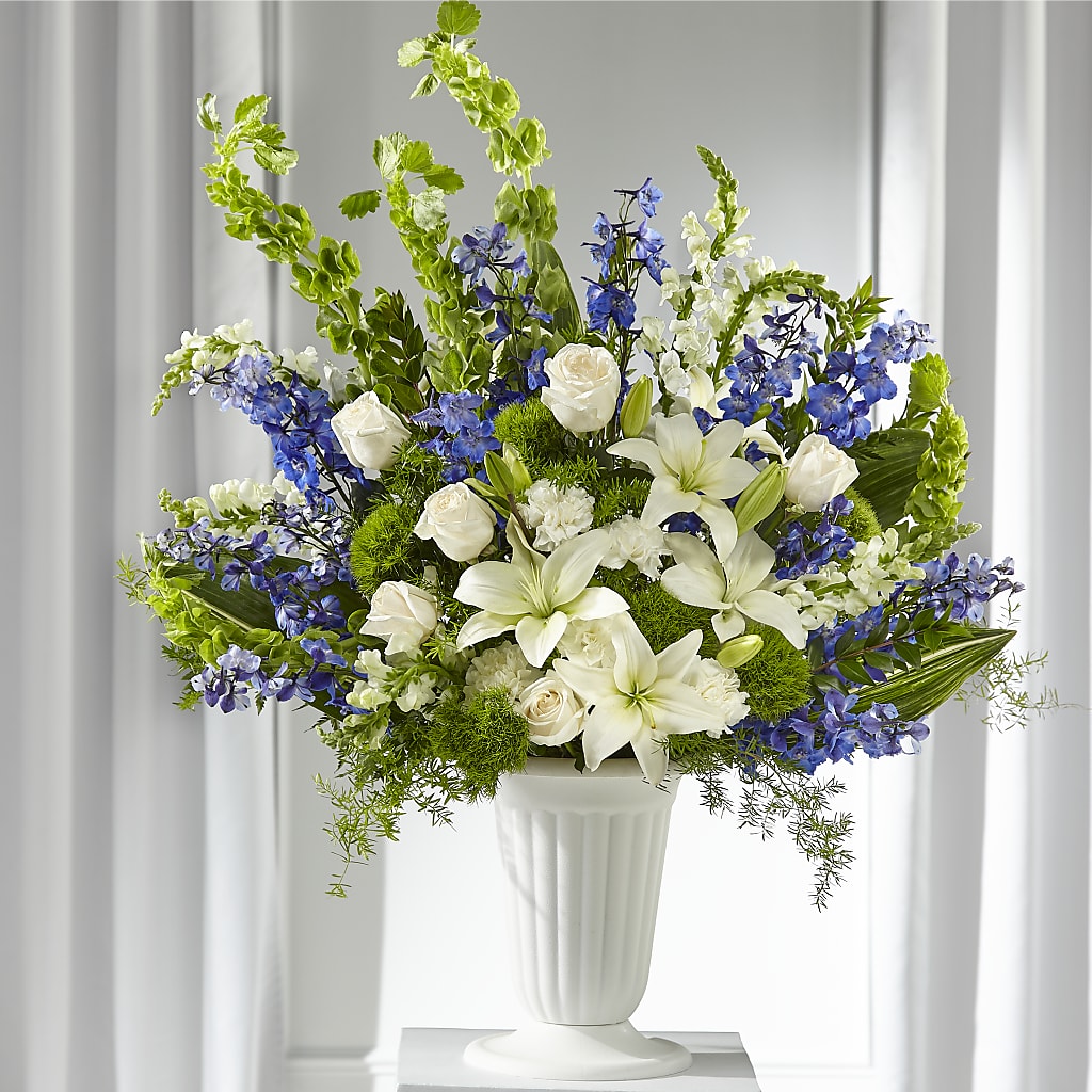 Heartfelt Hope Arrangement – POTRATZ FLORAL SHOP & GREENHOUSES, Erie PA