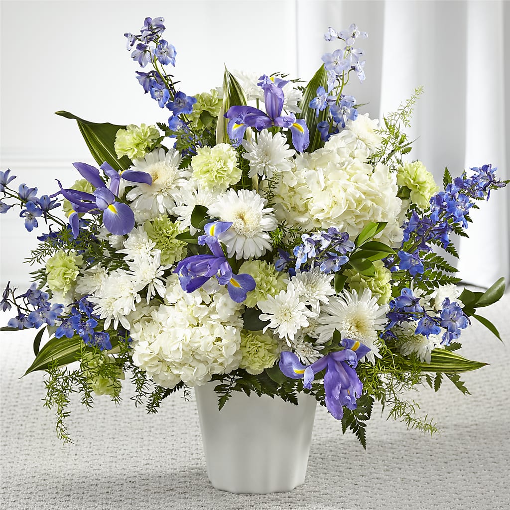 Soft Serenity Floor Basket – POTRATZ FLORAL SHOP & GREENHOUSES, Erie PA