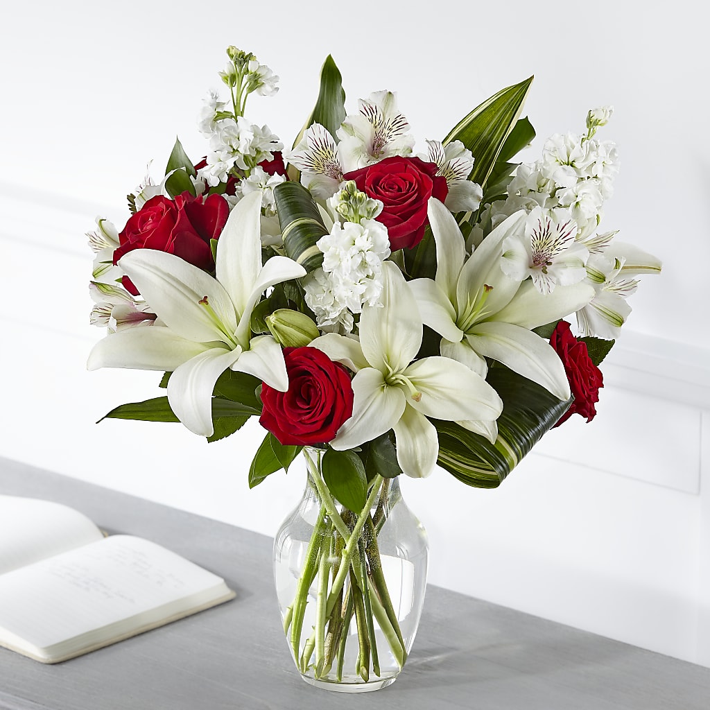 Loving Respect Bouquet – POTRATZ FLORAL SHOP & GREENHOUSES, Erie PA