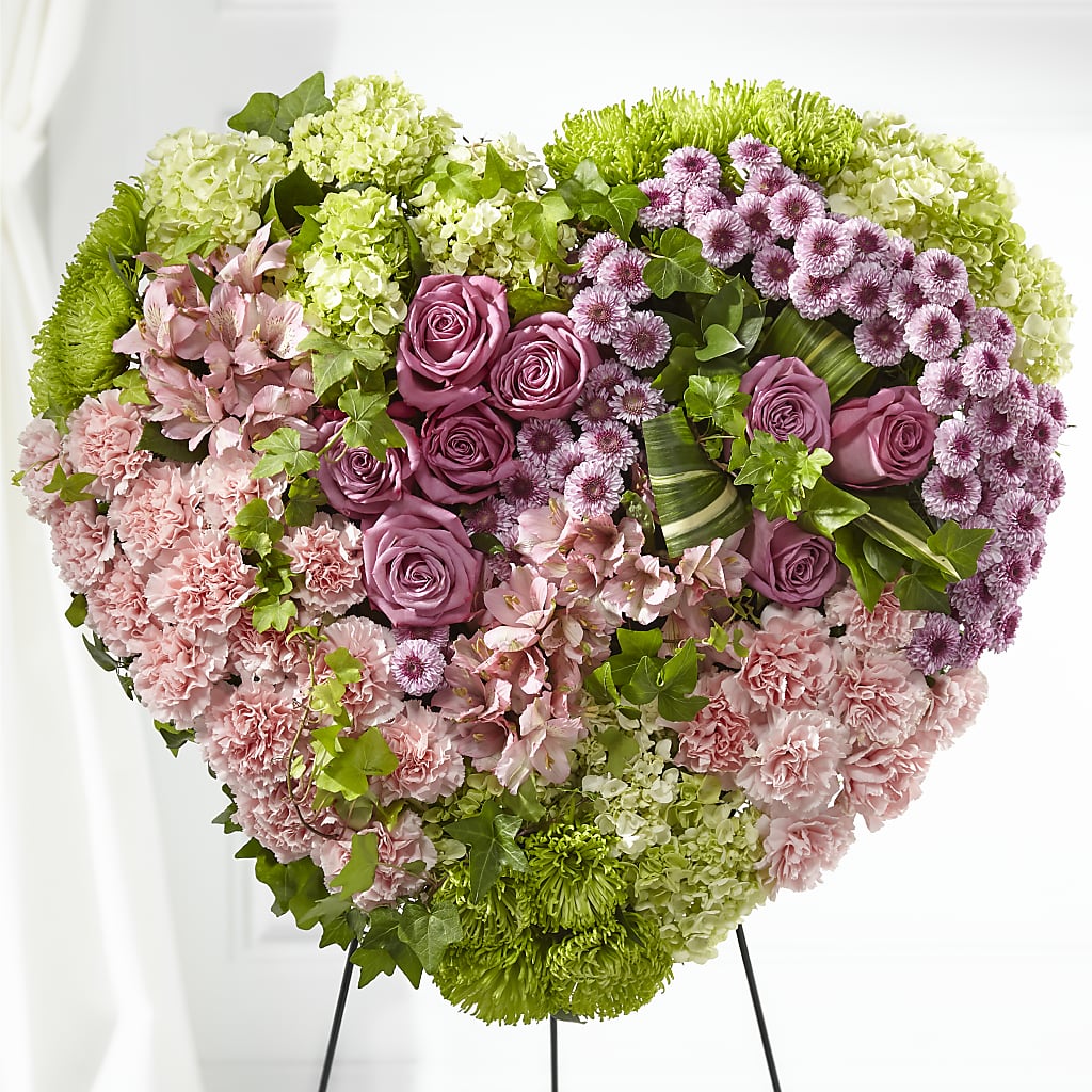 Heartwarming Standing Heart – POTRATZ FLORAL SHOP & GREENHOUSES, Erie PA