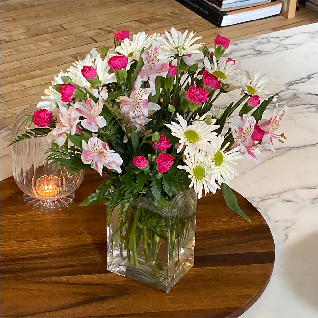 Sweet Surprises® Bouquet – POTRATZ FLORAL SHOP & GREENHOUSES, Erie PA