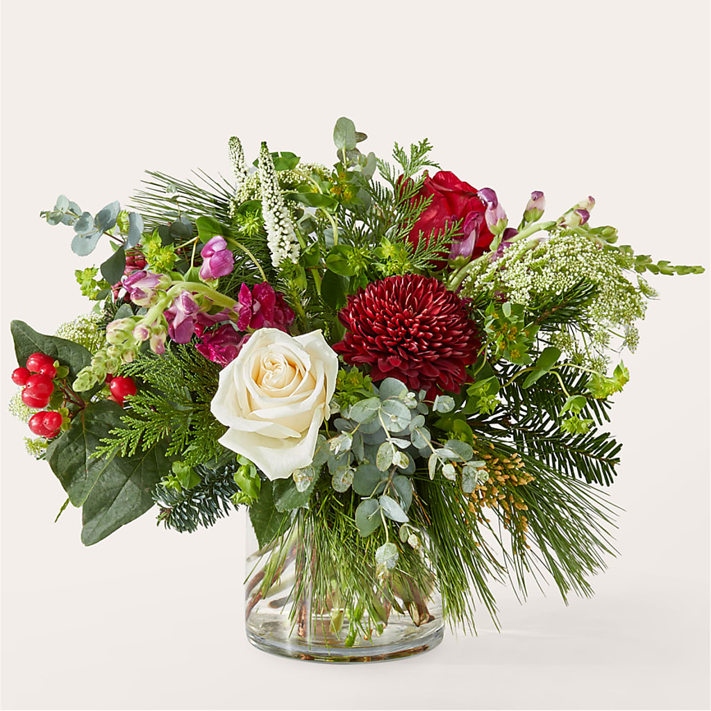 Cranberry Fizz Bouquet – POTRATZ FLORAL SHOP & GREENHOUSES, Erie PA