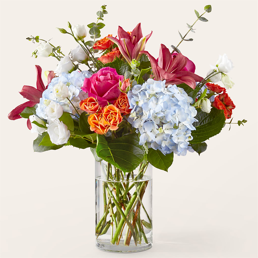 Awestruck Luxury Bouquet – POTRATZ FLORAL SHOP & GREENHOUSES, Erie PA