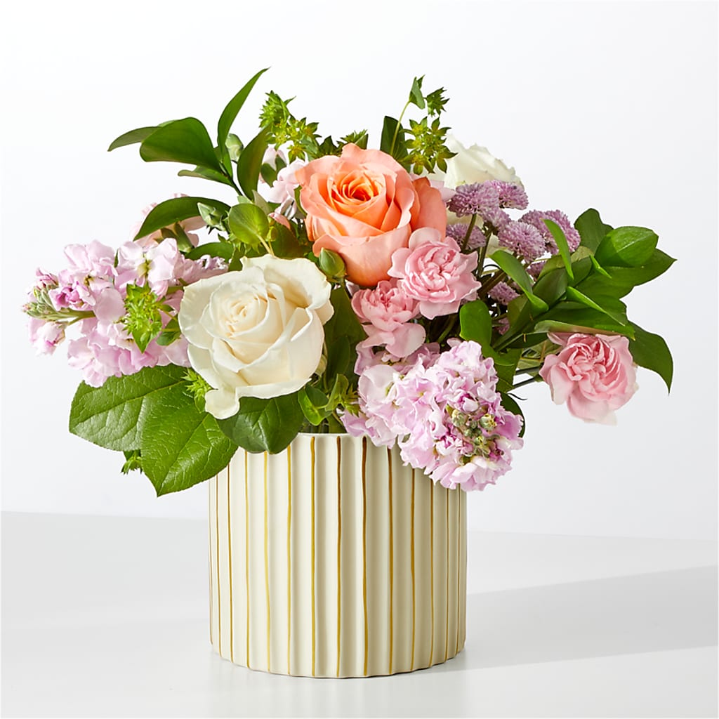 French Market Bouquet with Ivory Vase – POTRATZ FLORAL SHOP & GREENHOUSES, Erie PA