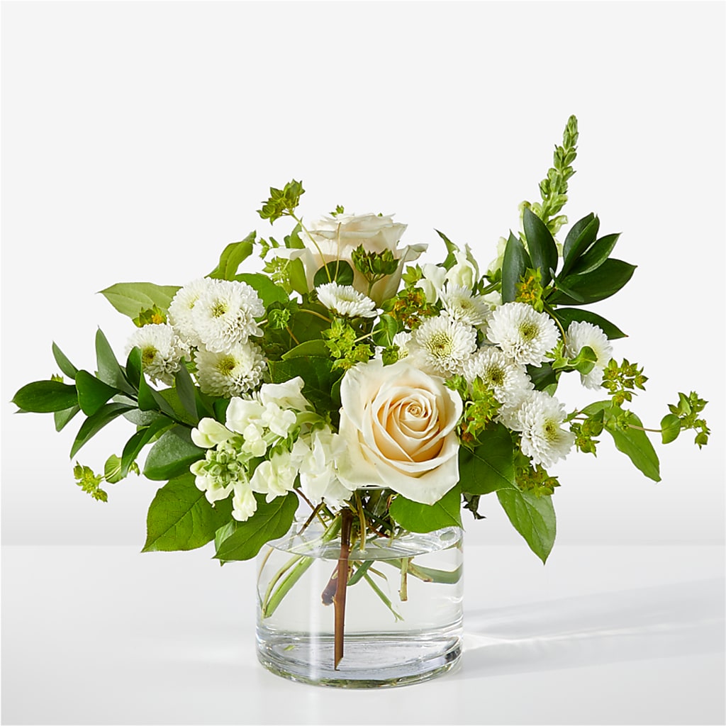 Hint of Vanilla Bouquet – POTRATZ FLORAL SHOP & GREENHOUSES, Erie PA