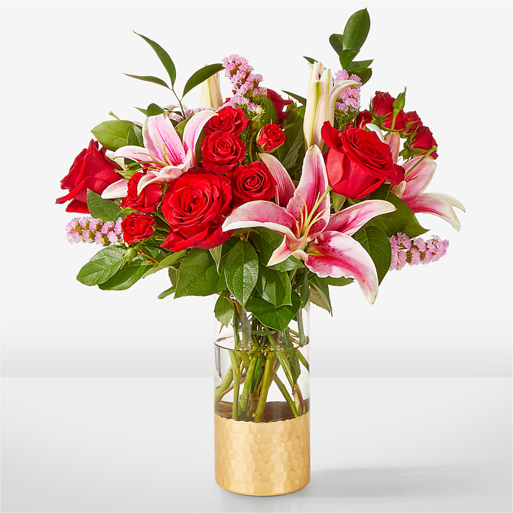 Hopeless Romantic Bouquet – POTRATZ FLORAL SHOP & GREENHOUSES, Erie PA
