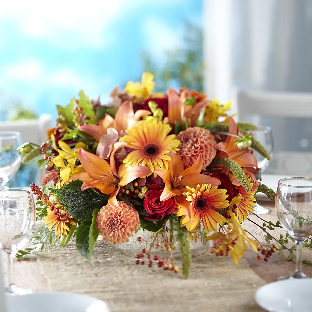 One and Only Centerpiece – POTRATZ FLORAL SHOP & GREENHOUSES, Erie PA