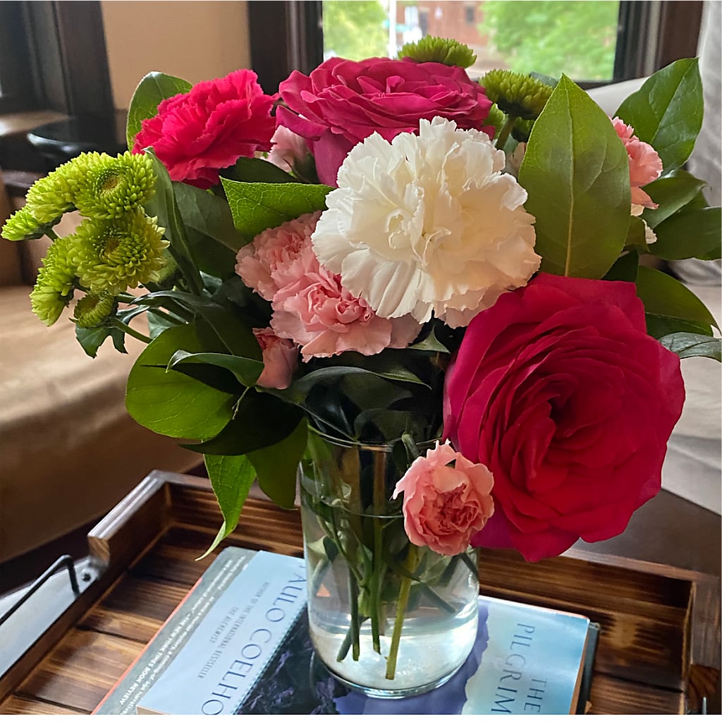Sweet & Pretty Bouquet – POTRATZ FLORAL SHOP & GREENHOUSES, Erie PA