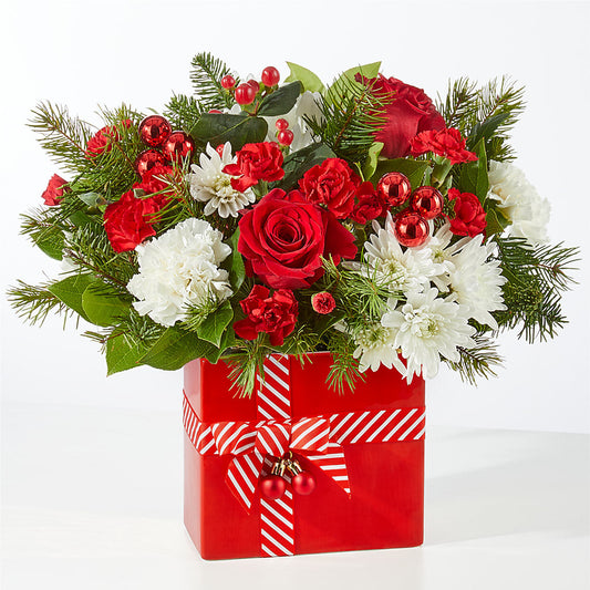 Presents Under the Tree Bouquet – POTRATZ FLORAL SHOP & GREENHOUSES, Erie PA
