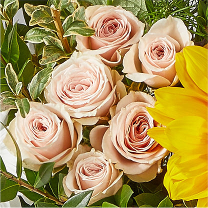 The Good Life Bouquet – POTRATZ FLORAL SHOP & GREENHOUSES, Erie PA