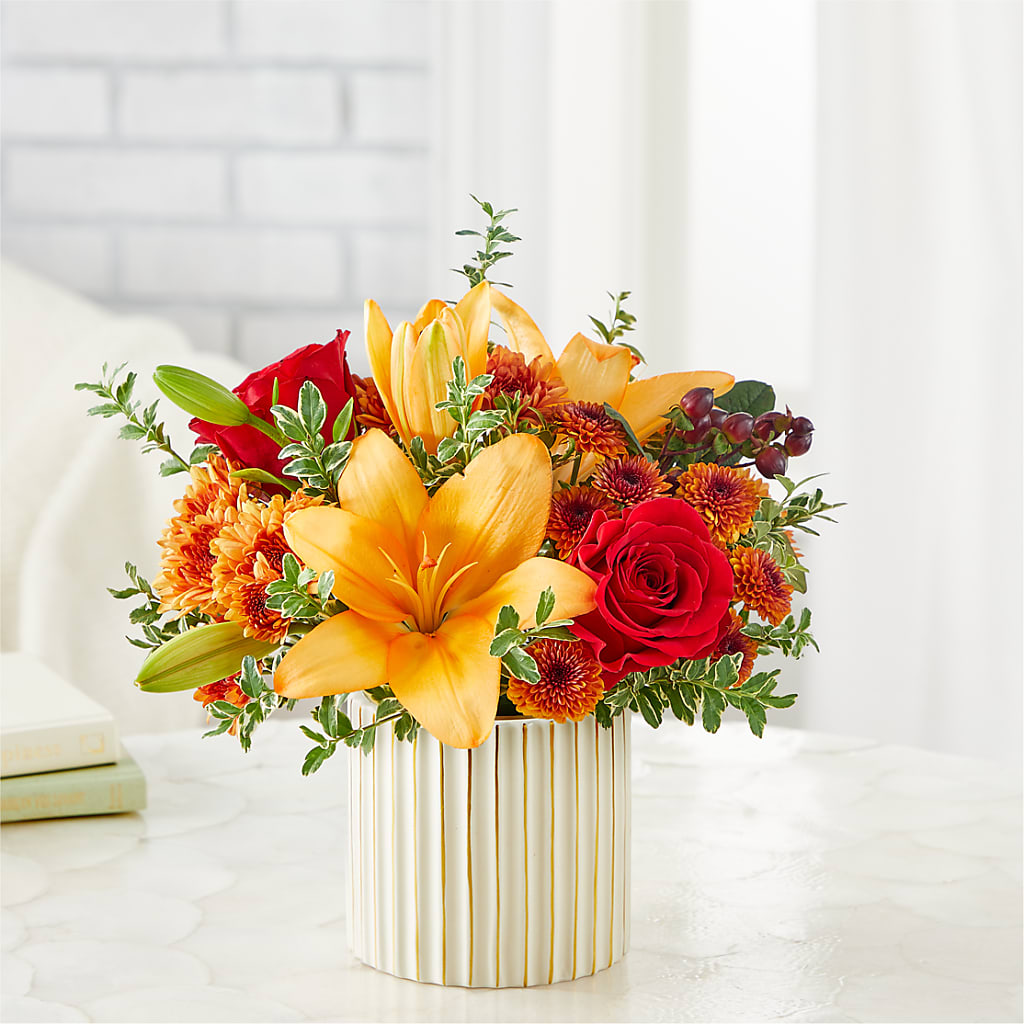 Scarlet Skies Bouquet – POTRATZ FLORAL SHOP & GREENHOUSES, Erie PA