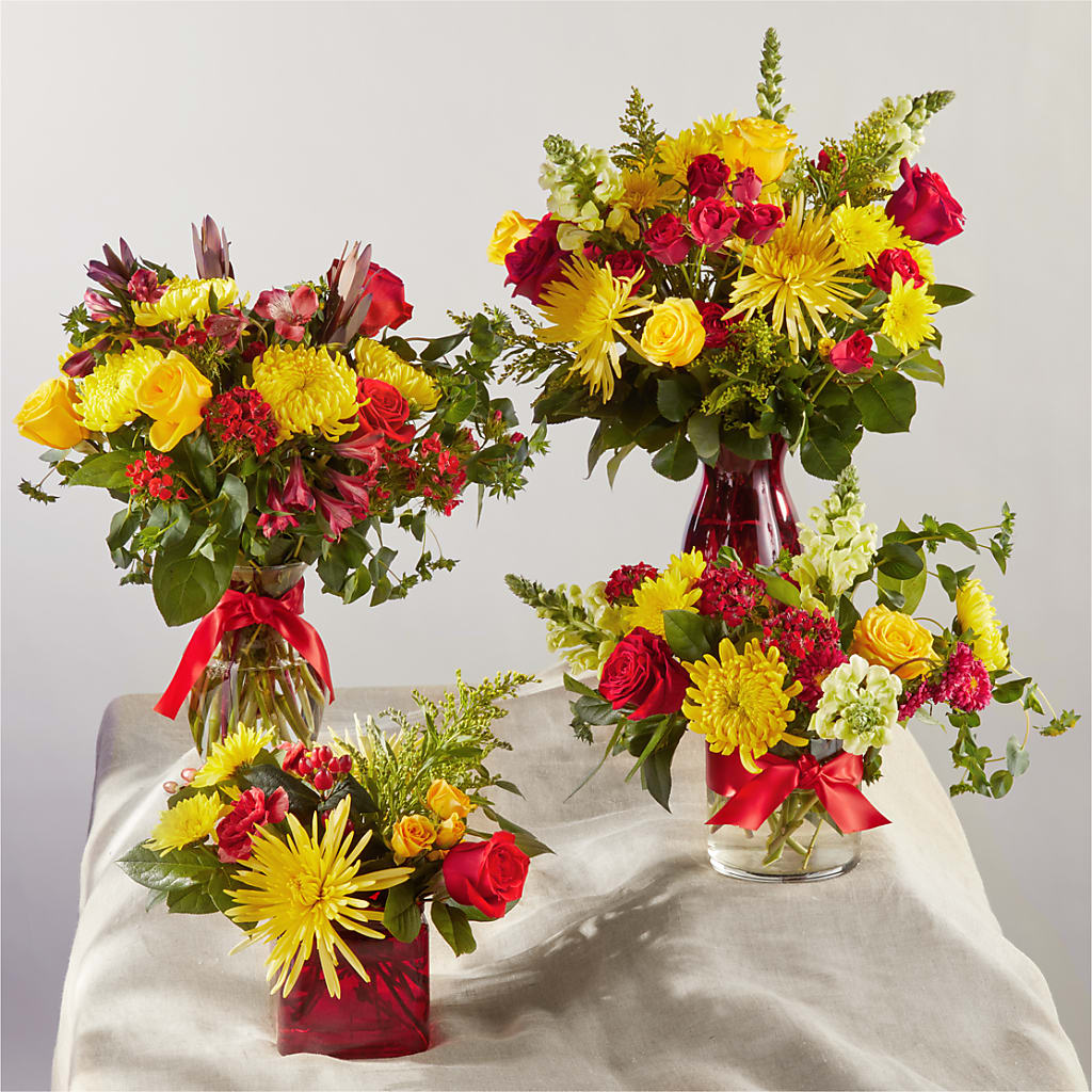Lucky Lantern - A Florist Original – POTRATZ FLORAL SHOP & GREENHOUSES, Erie PA