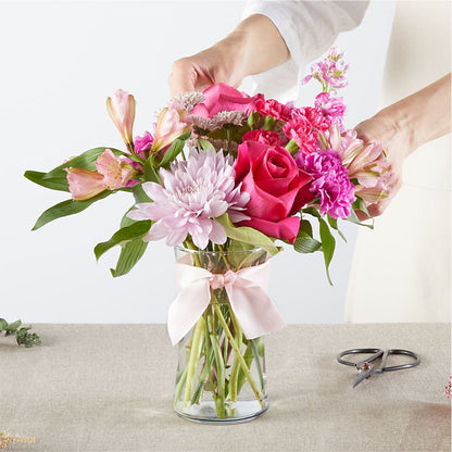 Pink Ribbon - A Florist Original – POTRATZ FLORAL SHOP & GREENHOUSES, Erie PA