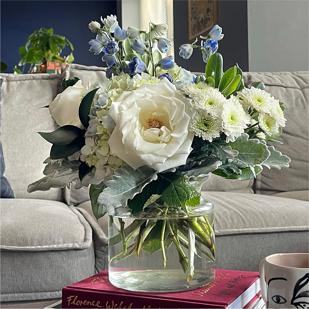 Clear Skies Bouquet – POTRATZ FLORAL SHOP & GREENHOUSES, Erie PA