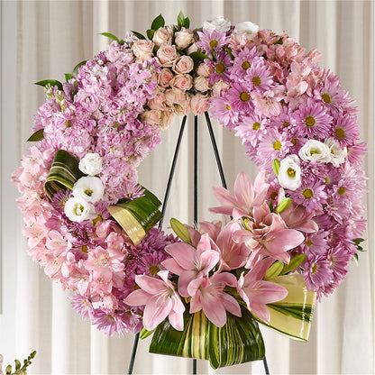 Gift of Warmth Wreath – POTRATZ FLORAL SHOP & GREENHOUSES, Erie PA