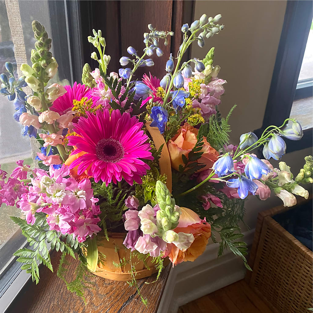 Garden of Life Basket – POTRATZ FLORAL SHOP & GREENHOUSES, Erie PA
