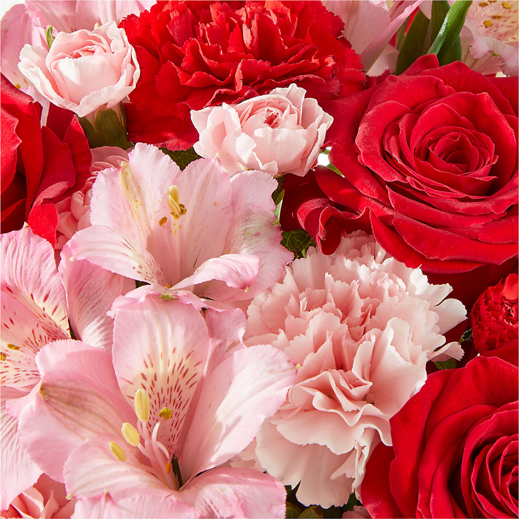 Candy Kisses Bouquet – POTRATZ FLORAL SHOP & GREENHOUSES, Erie PA