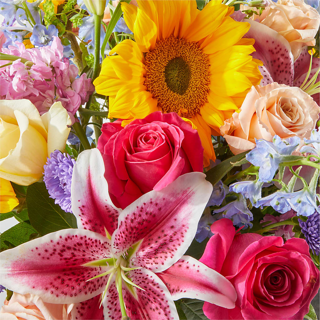 Dreamy Meadows Bouquet – POTRATZ FLORAL SHOP & GREENHOUSES, Erie PA