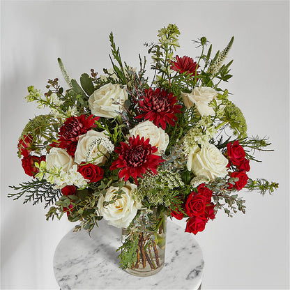 Favorite Traditions Bouquet – POTRATZ FLORAL SHOP & GREENHOUSES, Erie PA