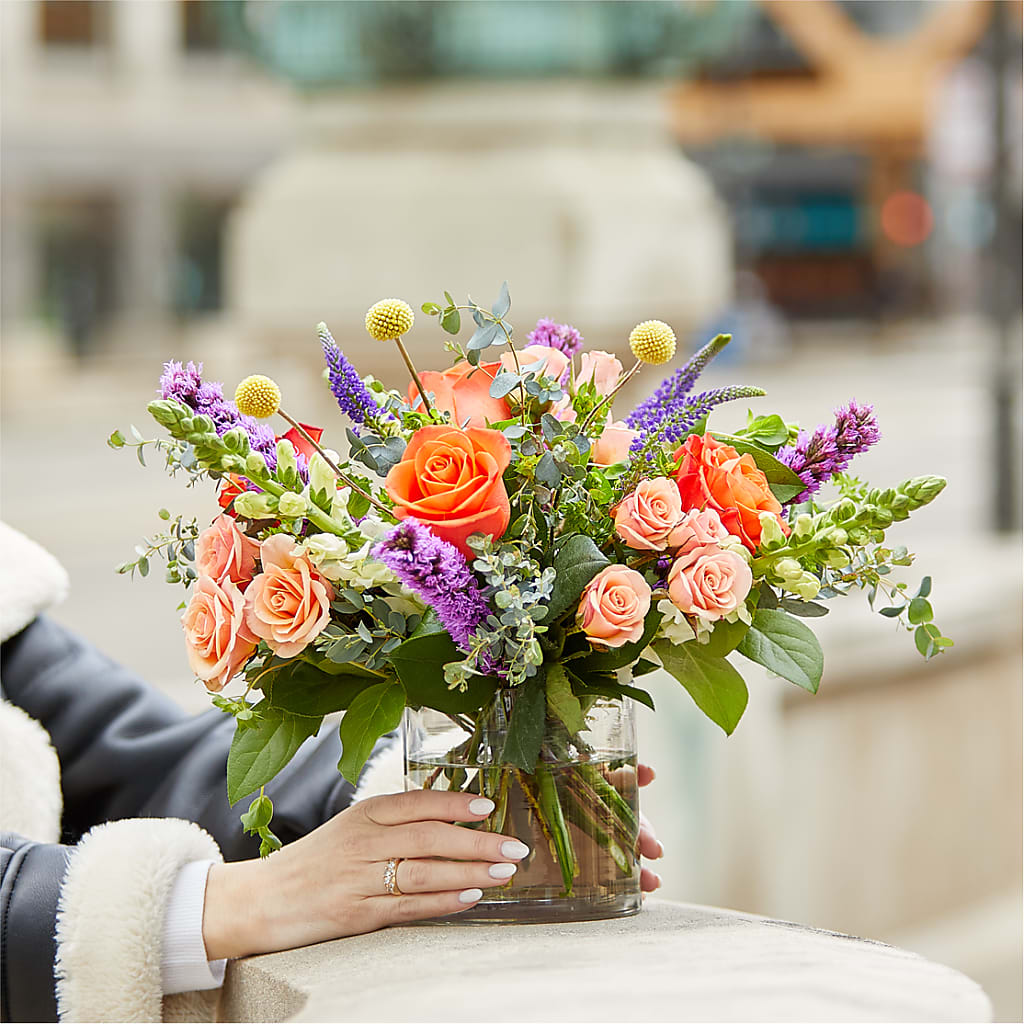 The Standout Bouquet – POTRATZ FLORAL SHOP & GREENHOUSES, Erie PA
