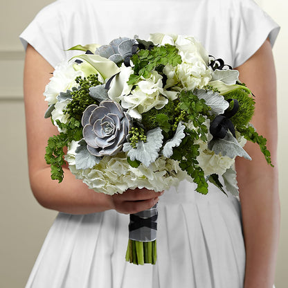 Sweet Innocence Bouquet – POTRATZ FLORAL SHOP & GREENHOUSES, Erie PA