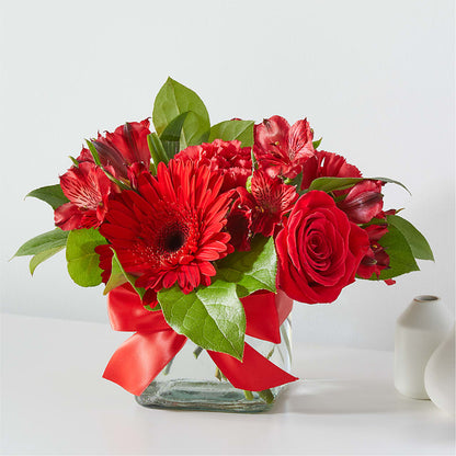 Red Hot Bouquet – POTRATZ FLORAL SHOP & GREENHOUSES, Erie PA